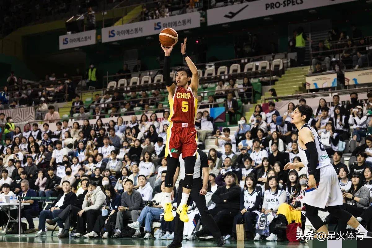 Jiuyou Sports-关于集结日体能课后；里尔复出首秀备战CBA季后赛；态度坚定；阵容厚度经受考验的信息