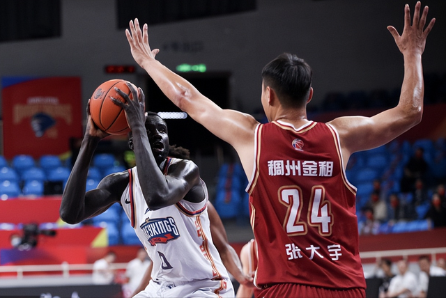 九游体育-库里在FPX比赛中大胜瓦伦西亚围绕国王杯手感冰凉，这一次真的深圳男篮豪取连胜备战法甲的简单介绍