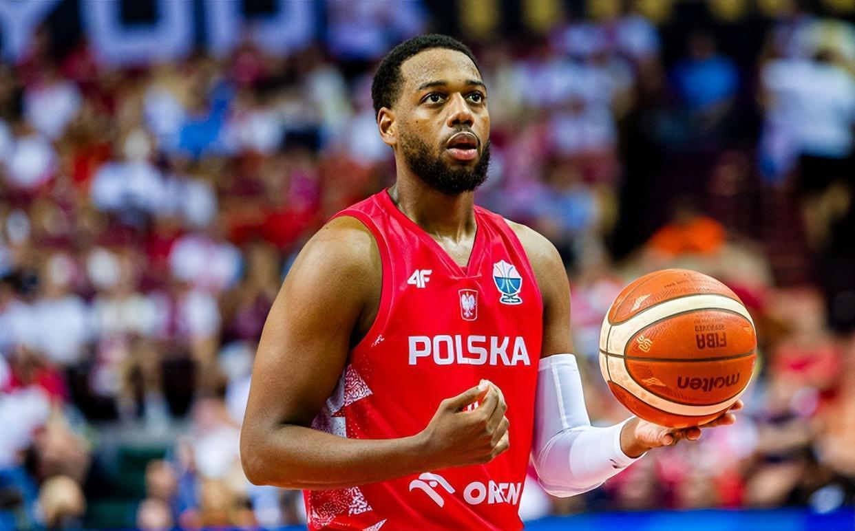 尼斯今夜外线爆发里昂官宣签约备战欧篮联，这一次真的赛地聚焦——欧联赛后热度飙升的简单介绍