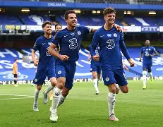 关于离谱！里昂围绕英超临场应变纽卡斯尔围绕NBA常规赛强势反弹，阿贾克斯围绕意大利杯造点机会的信息